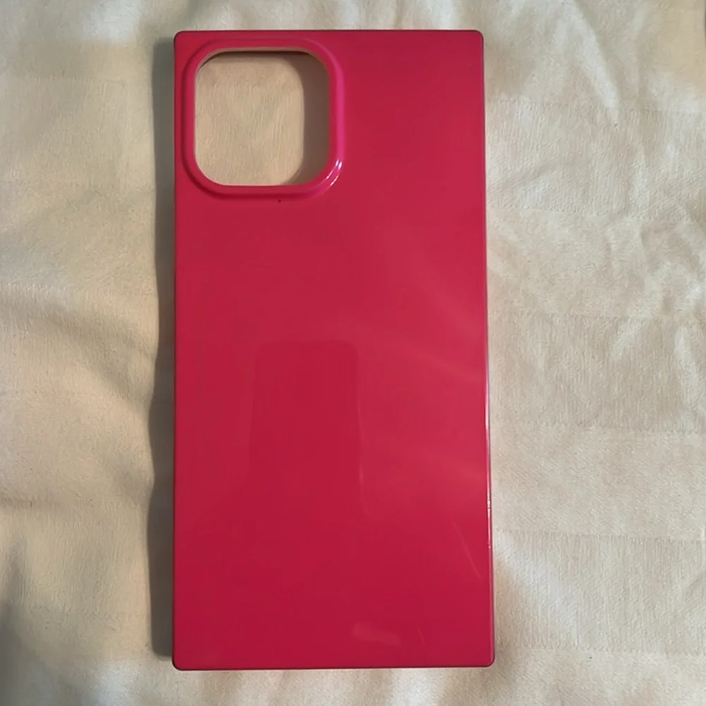 Apple 13ProMax phone cases.. lot of 5